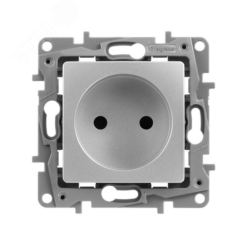 Розетка 1-местная без заземления с защитными шторками 16А алюминий ETIKA - фото 4