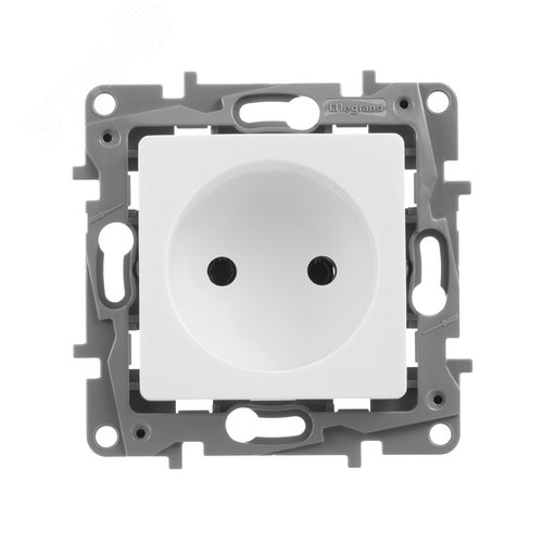 Розетка 1-местная без заземления без защитных шторок 16А белый ETIKA - фото 7