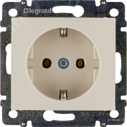 Розетка 1-местная с заземлением без защитных шторок 16А слоновая кость VALENA - фото 5