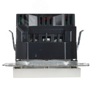 BRITE Розетка с заземлением с защитными шторками 16А с USB A+A 2,1А РЮш10-1-БрБ белый - фото 6