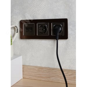 BRITE Розетка с заземлением с защитными шторками 16А с USB A+A 2,1А РЮш10-1-БрТБ бронза - фото 8