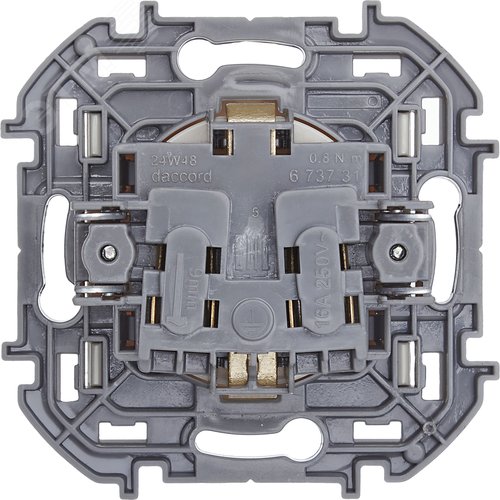 Розетка 1-местная с заземлением с защитными шторками 16А слоновая кость INSPIRIA - фото 6