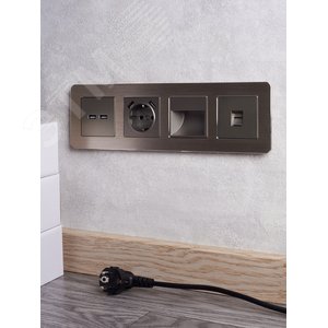 BRITE Розетка с заземлением с защитными шторками 16А с USB A+A 3,1А РЮш10-2-БрШ шампань - фото 8