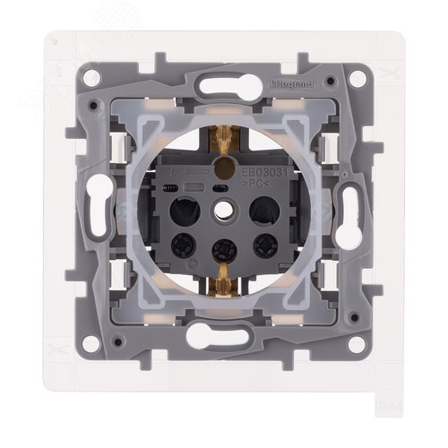 Розетка 1-местная с заземлением с защитными шторками и крышкой 16А IP44 слоновая кость ETIKA - фото 8