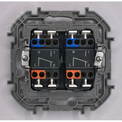 Выключатель 2-клавишный проходной 10А безвинтовое крепление белый INSPIRIA - фото 2