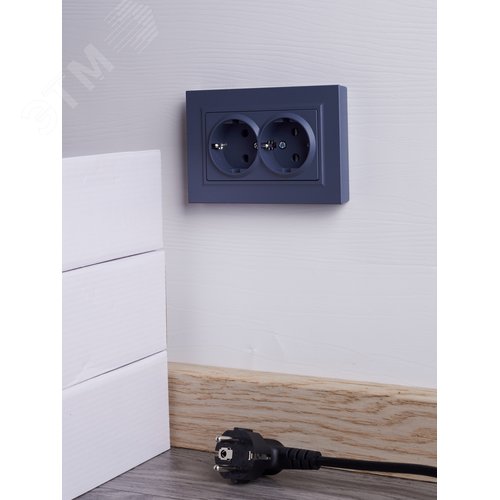 BRITE Розетка двойная с заземлением с защитными шторками 16А в сборе РСш12-3-БрМ маренго - фото 6