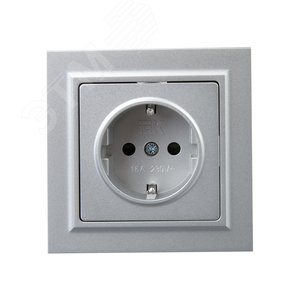 BRITE Розетка 1 пост с заземлением с защитными шторками 16А в сборе РСР14-1-0-БрА алюминий IEK - фото 2
