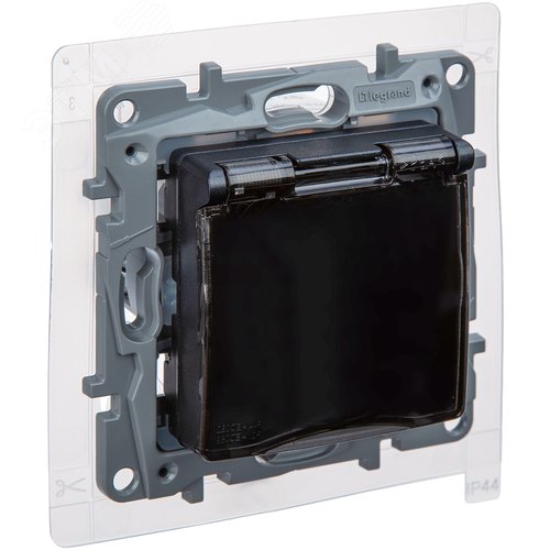 Изображение товара Розетка 1-местная с заземлением с защитными шторками и крышкой 16А IP44 антрацит ETIKA (шт)