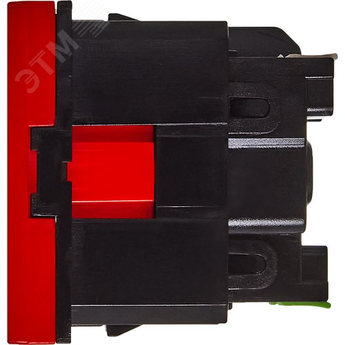 Розетка с заземляющим контактом защитной шторкой и безвинтовым зажимом (2 модуля) красная - фото 4