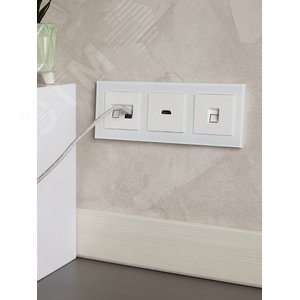 BRITE Рамка 3 поста РУ-3-2-Бр стекло белый матовый IEK - фото 5