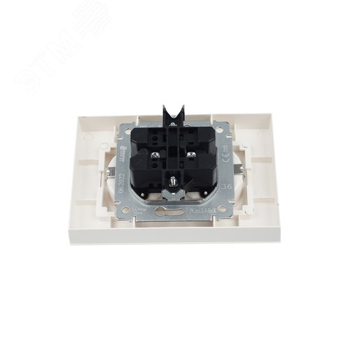 BRITE Розетка двойная с заземлением с защитными шторками 16А в сборе РСш12-3-БрЖ жемчуг - фото 8