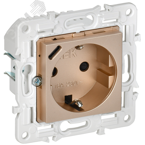 SKANDY Розетка с заземлением с защитными шторками 16А с USB C 18Вт SK-R17Sa песочный IEK - фото 1