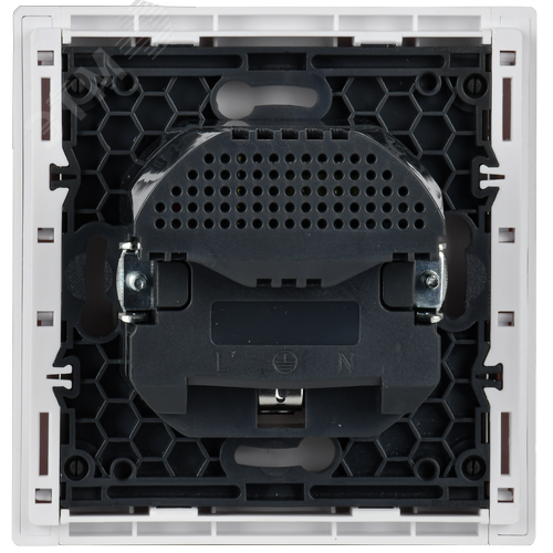 FORTE&PIANO Розетка 1-местная с заземлением с защитными шторками винтовое крепление 16А USB A+C 18Вт FP247 белый IEK - фото 5