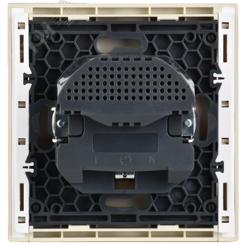 FORTE&PIANO Розетка 1-местная с заземлением с защитными шторками винтовое крепление 16А USB A+C 18Вт FP447 ваниль IEK - фото 5