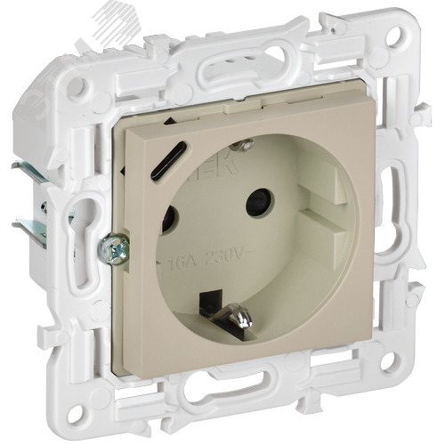 Изображение товара SKANDY Розетка с заземлением с защитными шторками 16А с USB C 18Вт SK-R17B бежевый IEK (шт)