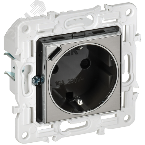 Изображение товара SKANDY Розетка с заземлением с защитными шторками 16А с USB C 18Вт SK-R17N никель IEK (шт)