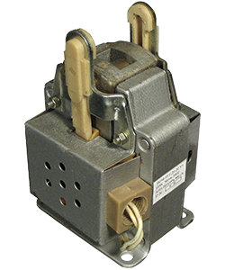 Электромагнит ЭМ44-37-1121-20 У3, 380В, тянущее исполнение, ПВ 100%, IP20, с гибкими выводами