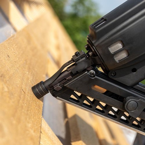 Пистолет монтажный газовый GCN-90 серия ПРОФИ для гвоздей по дереву длиной до 90 мм D-образного профиля - фото 13