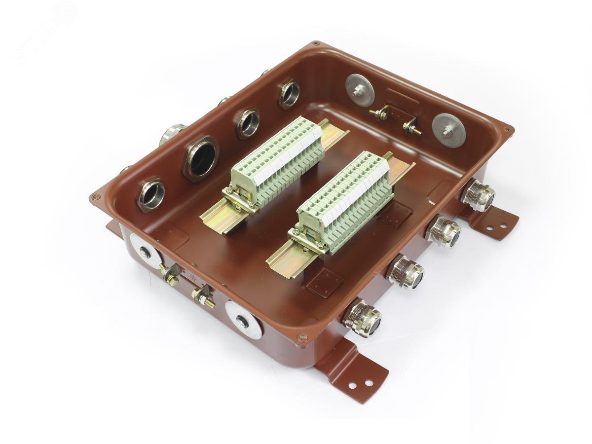 Изображение товара Коробка с зажимами наборными КЗНС-32 УХЛ1,5 IP65 латунный ввод ГОФРОМАТИК (шт)