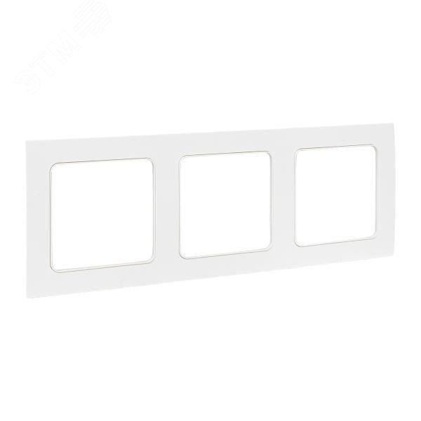 Изображение товара Рамка трехпостовая EKF серия Стокгольм белая качественный монтаж