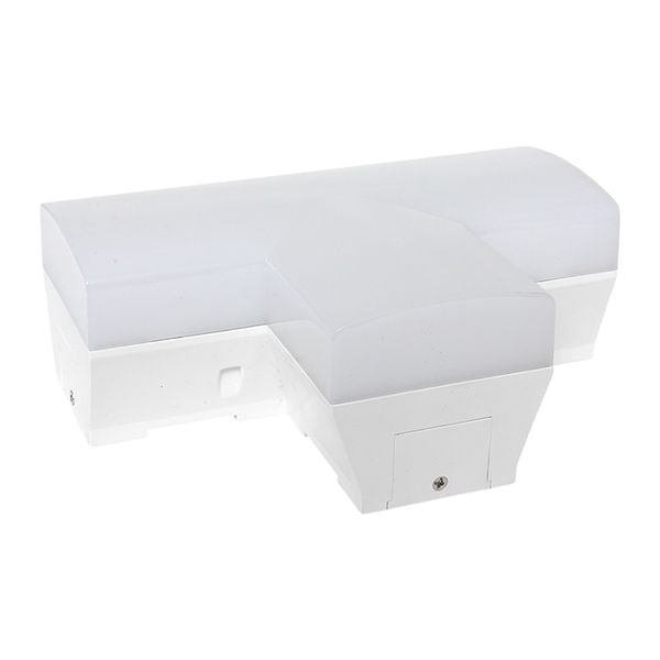 Коннектор фигурный для светодиодных линейных светильников ДБО-T белый 10 Вт 4000К IP20 LUMA