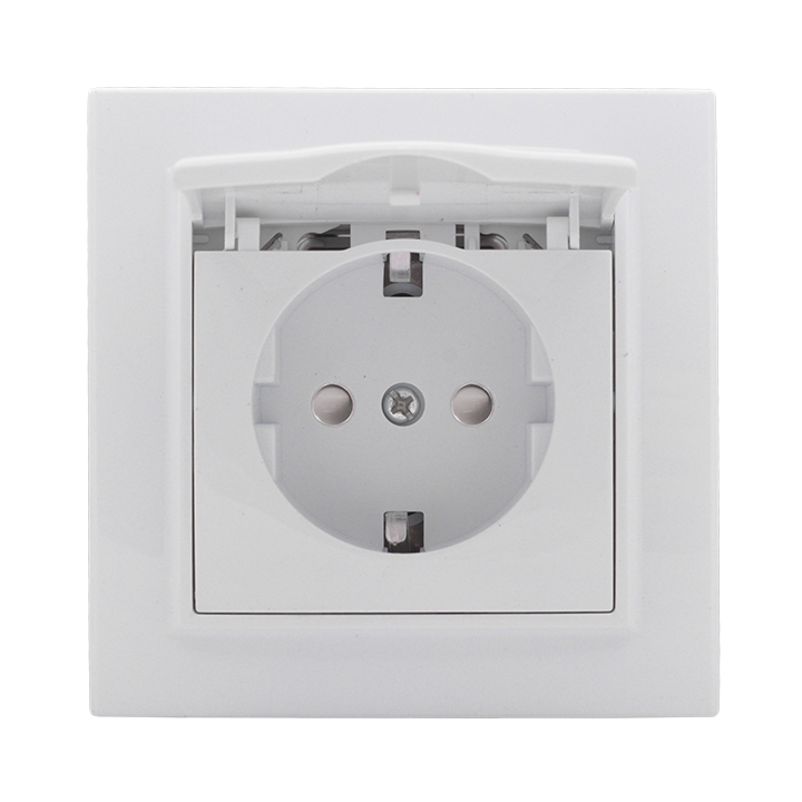 Розетка Минск 1-местная СП с заземлением и крышкой 16А белая защитные шторки