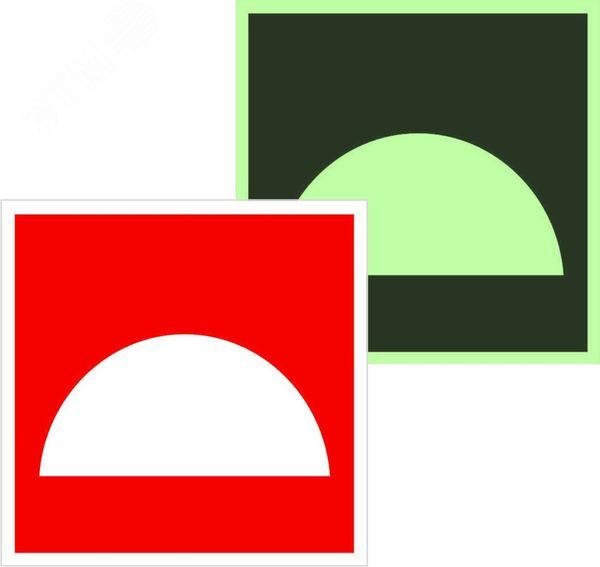 Изображение товара Знак F 06 ''Место размещения нескольких средств противопожарной защиты'' 200х200 мм, пленка самоклеящаяся с покрытием фотолюминесцентным ГОСТ Р 12.4.026-2001 (шт)