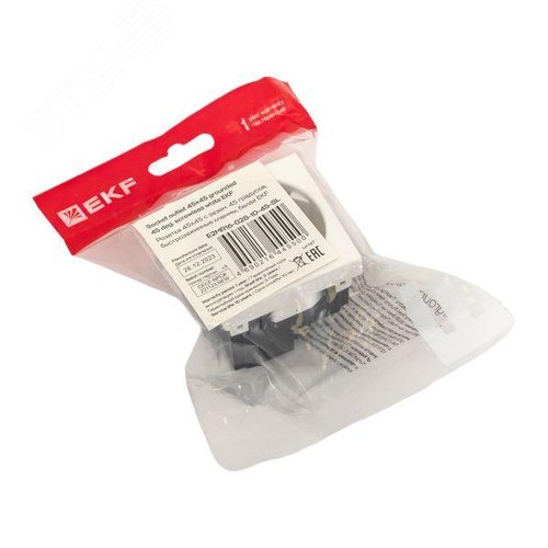 Розетка 45х45 с заземлением 45 градусов быстрозажимные клеммы белая - фото 8