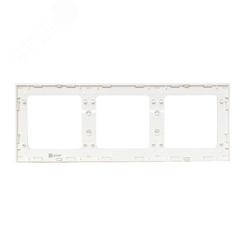 Стокгольм Рамка 3-местная белая - фото 4