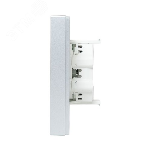 Эпика Механизм розетки двойной 16А без заземления со шторками с рамкой алюминий EKF - фото 5