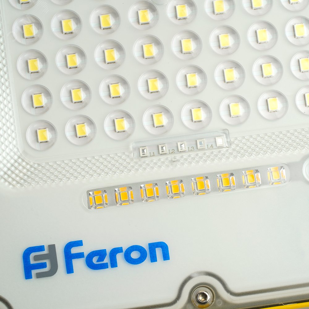 Прожектор светодиодный ДО-30w переносной аккумуляторный 6400K IP66 с зарядным устройством LL-950 48675 FERON - превью 4