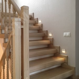 Светильник светодиодный 0.5w с датчиком движения квадрат белый - фото 2