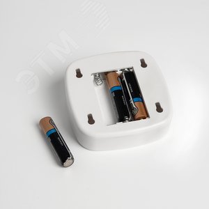 Светильник светодиодный 0.5w с датчиком движения квадрат белый - фото 5